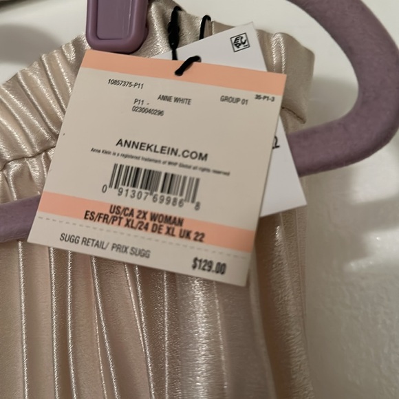 ANNE KLEIN PULL-ON PLEATED A-LINE SKIRT, SIZE 2X.NWT - Picture 3 of 6